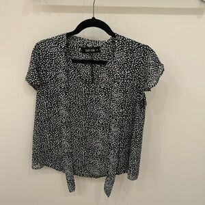 Black and White Fabrik Blouse